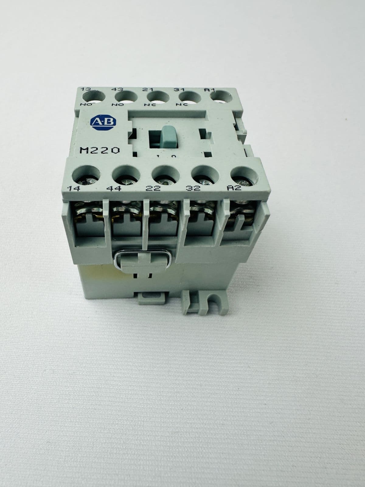 700-M200* SER A 2