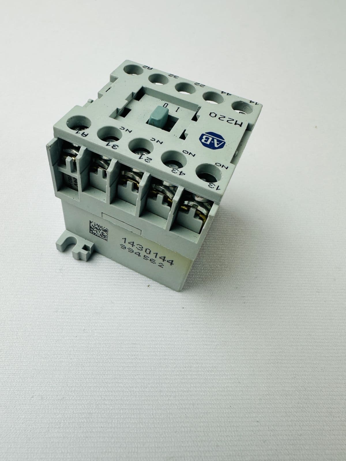 700-M200* SER A 4