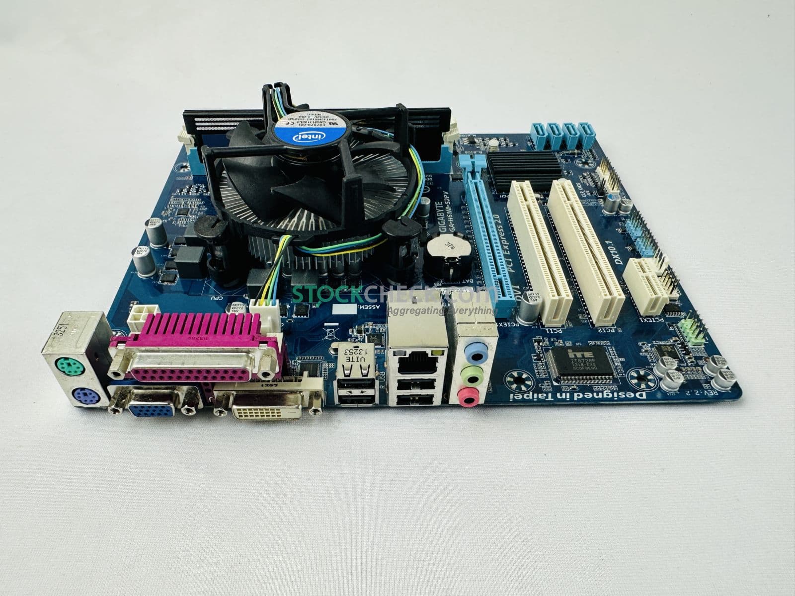 GA-H61M-S2PV 3