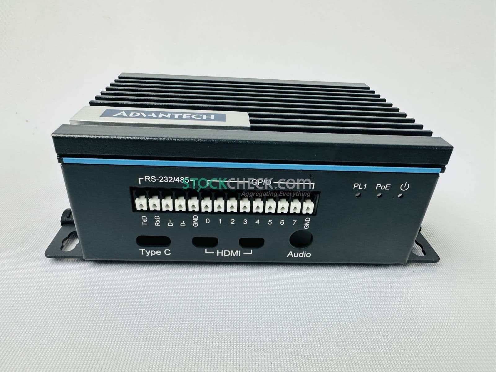 UNO-220-P4N2AE
